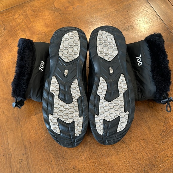 North face women size 9 expedition 700 down fill slip on bootie w/toggle closure - Picture 4 of 6